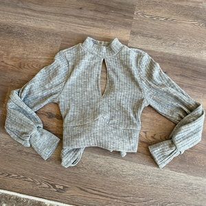 Crop grey sweater